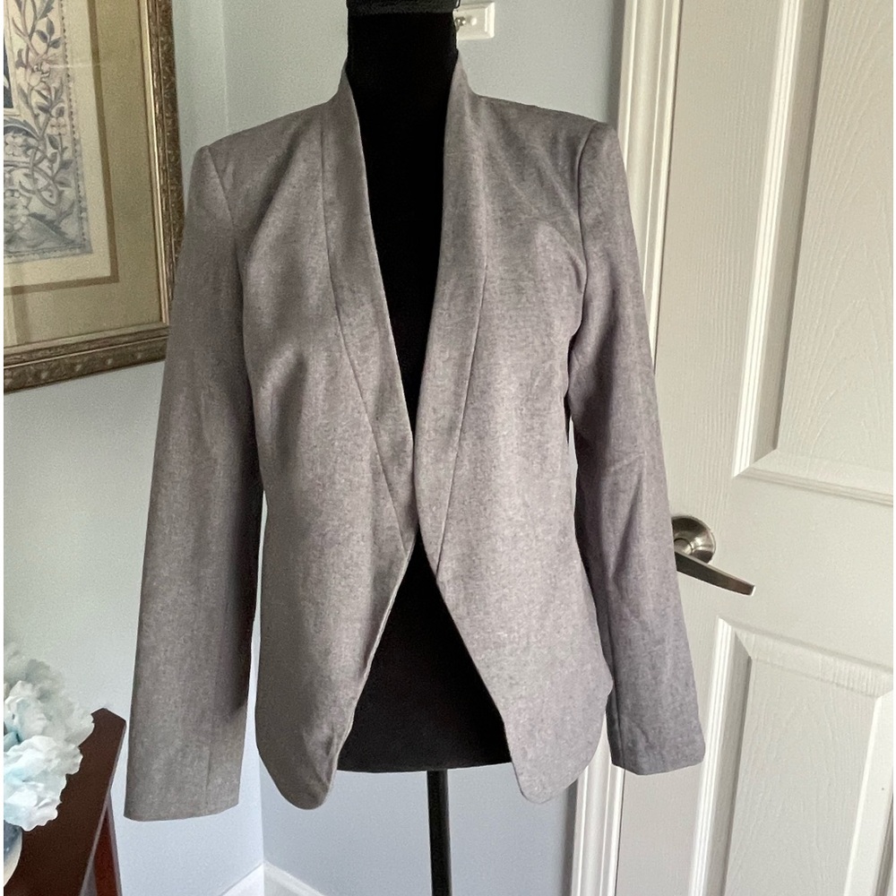 Apt. 9 Blazer. Grey lined. Size 8.